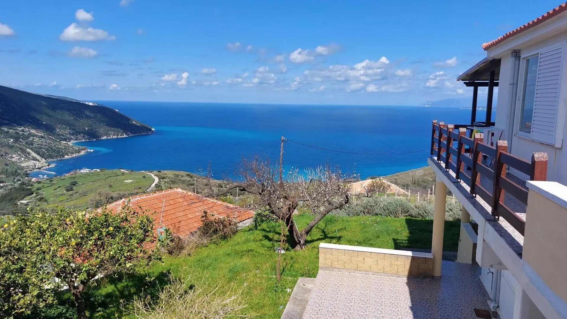 Azure Horizon Apartment, Kefalonia contacts